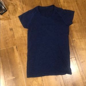 Lululemon swiftly t-shirt